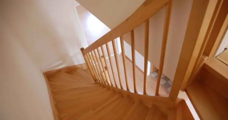 House stairs: it is absolutely necessary to disinfect them thoroughly in this way