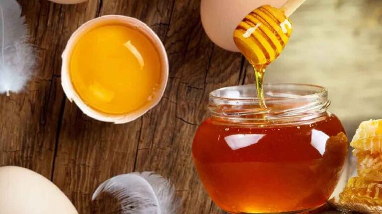 1 egg yolk, a little honey and then add this mysterious product: it is not a recipe but a surprising remedy for this problem! 
