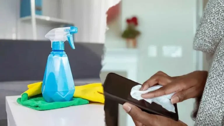 3 things not to clean with white vinegar to avoid huge damage! 