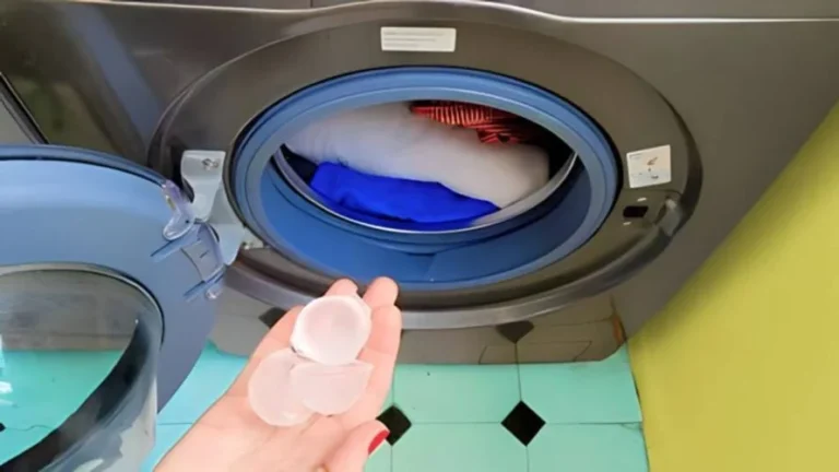 Throw 3 ice cubes in the washing machine: you can’t imagine what happens to your laundry