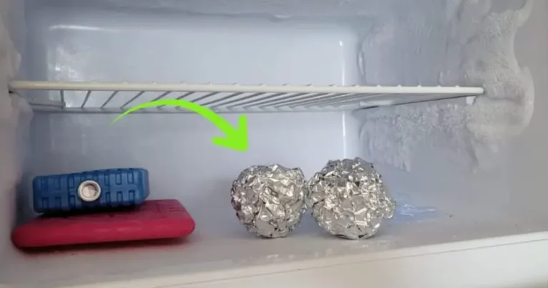 Aluminum foil in the freezer, why you should do it: you save money