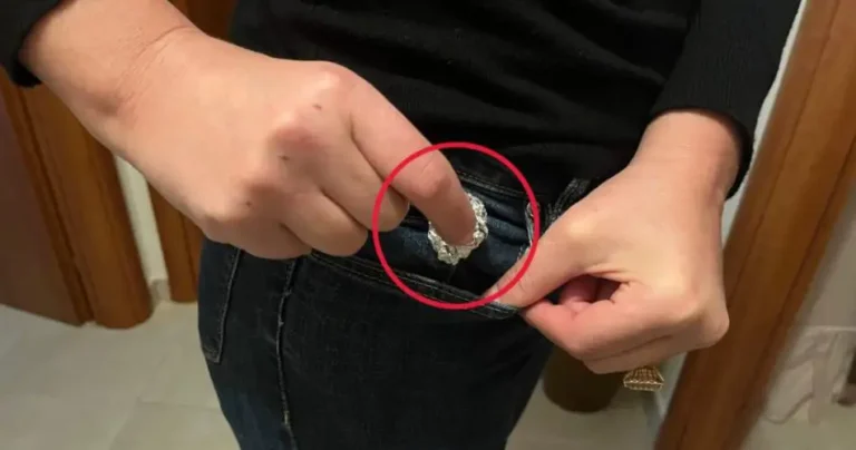 Put 1 ball of aluminum foil in your pockets, it is the solution to this problem
