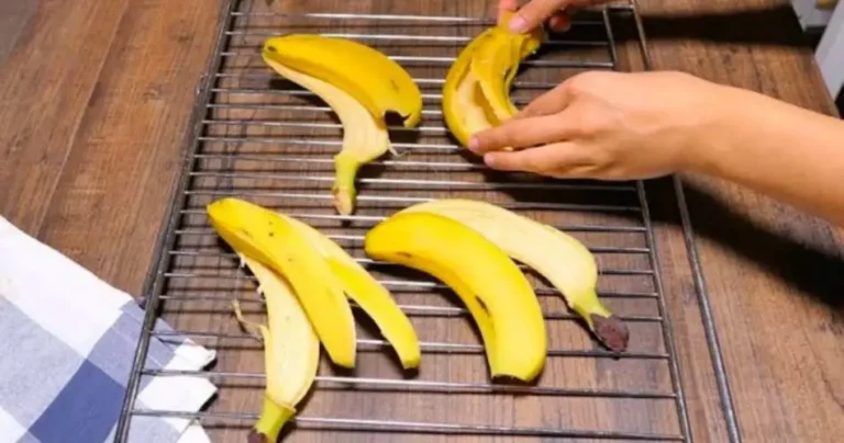 Baked banana peels, the natural remedy that you can never forget
