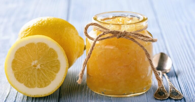 Homemade lemon jam