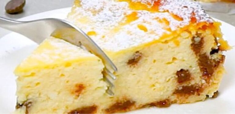 Magic ricotta cake with lemon zest: the delicious and delicate dessert!