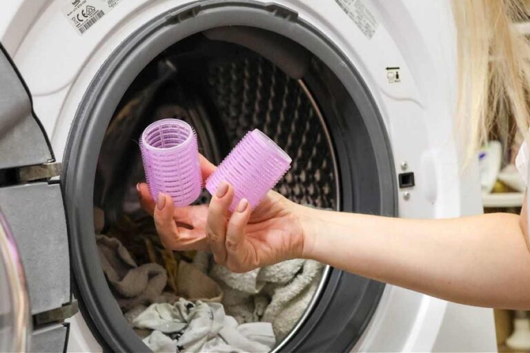Curlers in the washing machine, what happens to the laundry: few people know