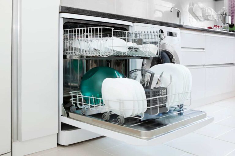Dishwasher, the secret function for saving money: reduce costs immediately