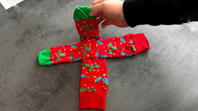 You’ve always been wrong, here’s how to fold socks: grandmas do it just like that